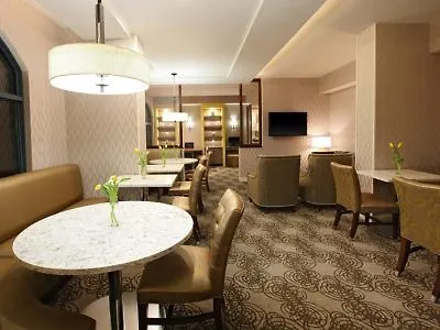 Sheraton Suites Columbus Worthington Hotel