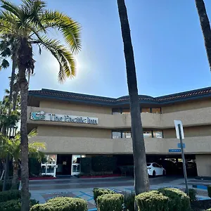 The Pacific 3* Seal Beach